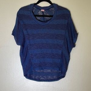 Splendid short sleeved sweater